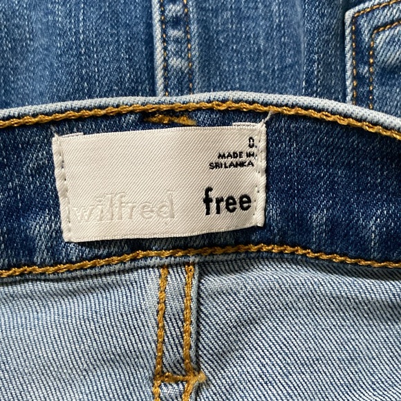 🔥5 FOR $45🔥 Wilfred Free Denim Raw Hem A Line Mini Skirt Size 0 - Picture 3 of 5